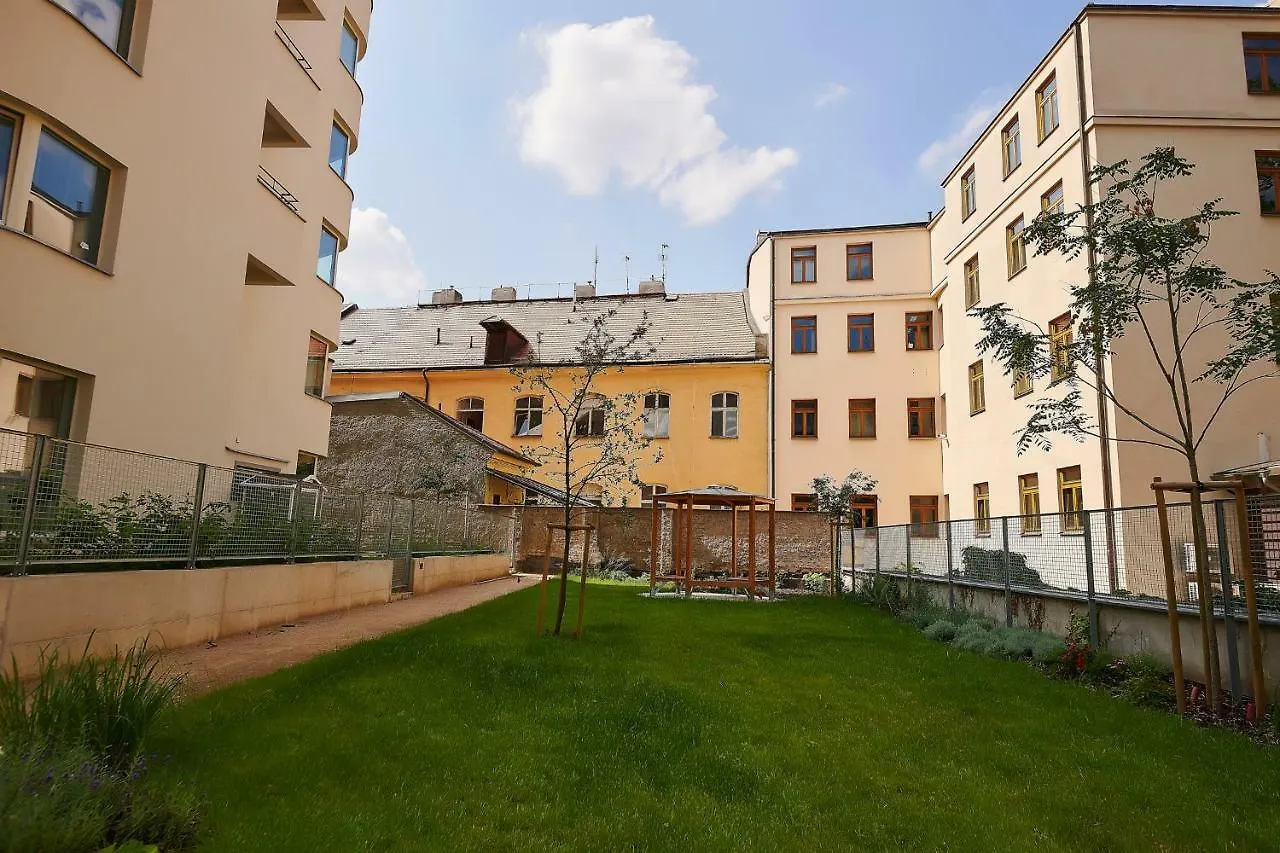 Apartments Krakovska Prag Tjekkiet